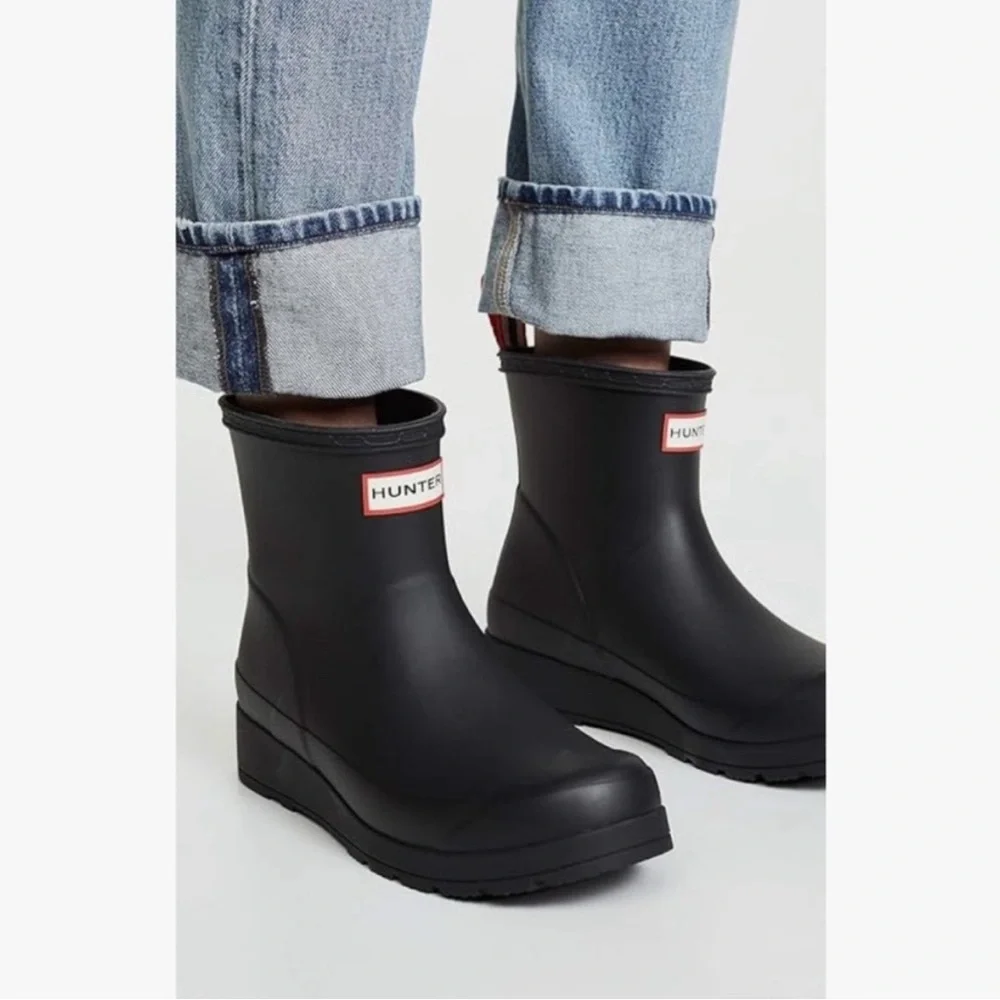 Hunter Women's PLAY™ Short Rain Boots - Picture 1 of 4